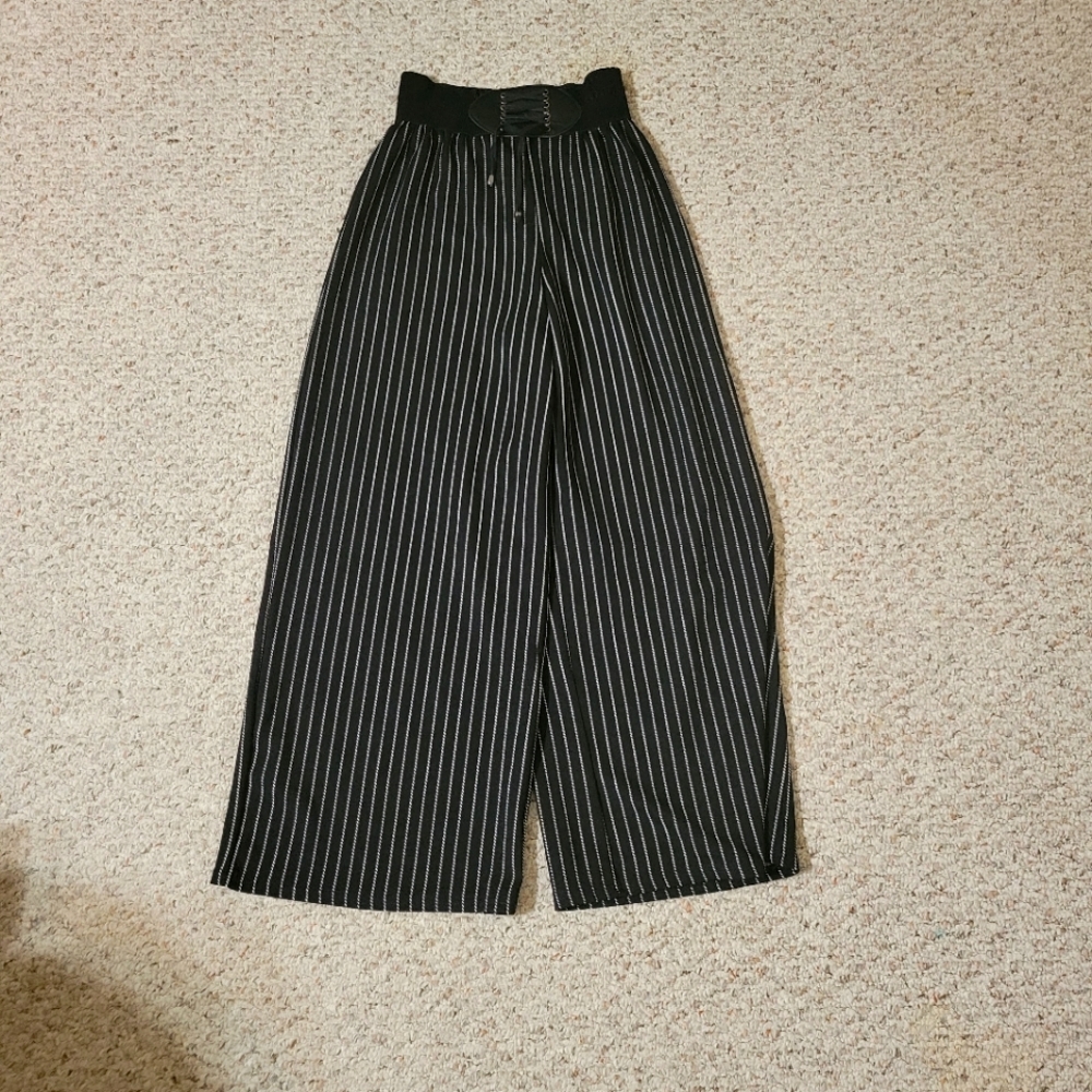 Black and White Stripes Palazzo Pants